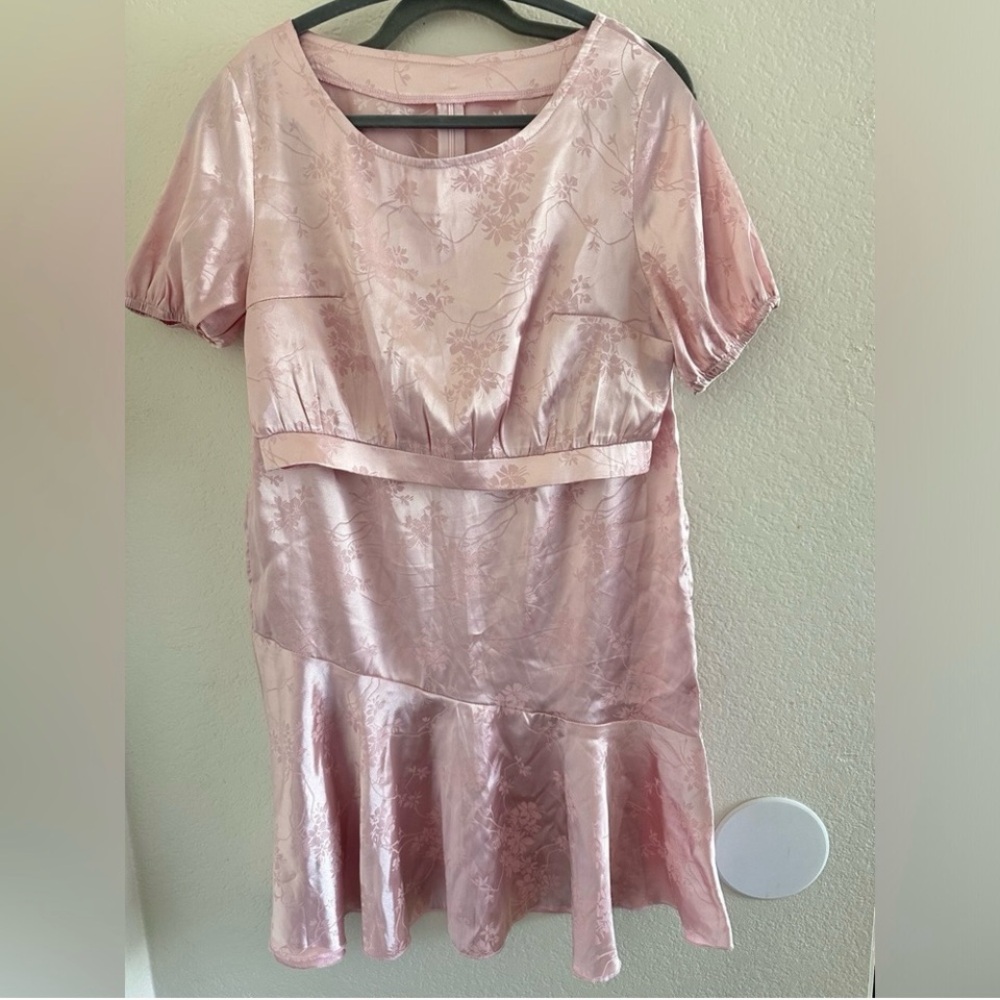 Jacquard Dusty Pink Two-Piece Crop Top and Tiered Skirt size small